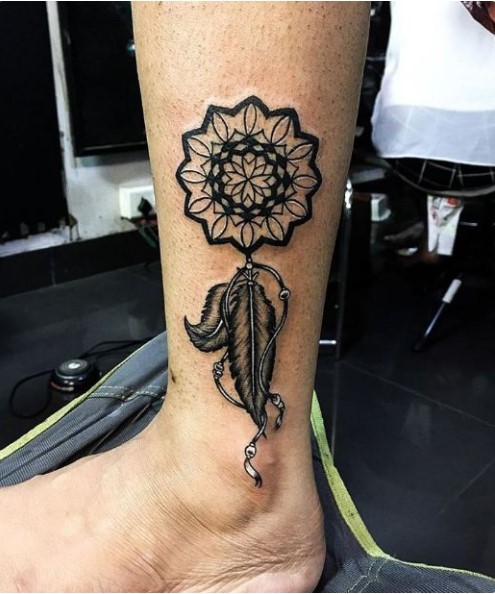 Dream Catcher Tattoo on leg